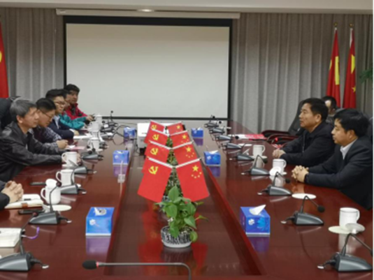 clip_image002.png 通州區機關事務管理中心向北投集團贈送感謝錦旗1